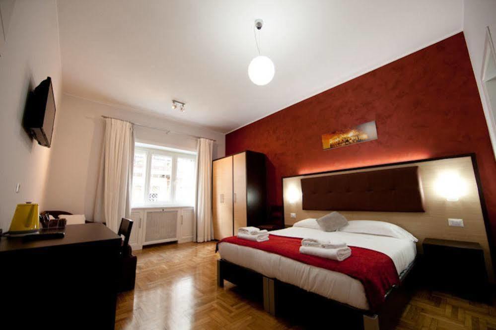 Heart Of Rome Rooms Extérieur photo