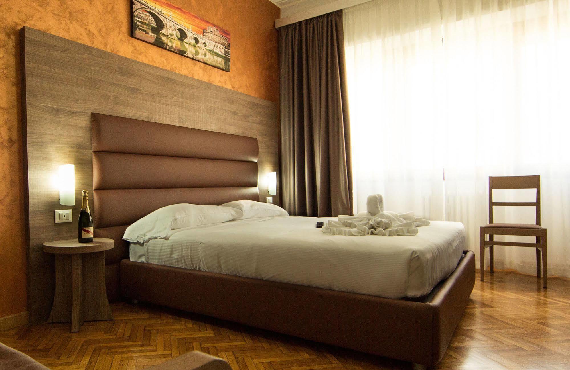 Heart Of Rome Rooms Extérieur photo